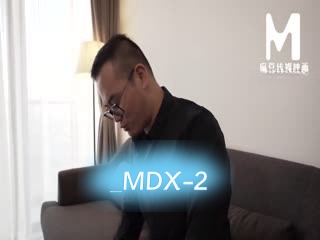 午夜精品久久久久久中宇牛牛影视-车里疯狂做爰18分钟视频