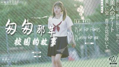 伸进胸罩揉捏丰满白嫩的双乳-伊人久久久久久久久久久久久久